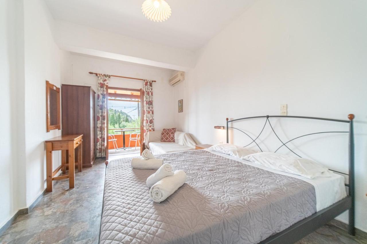 Arianna Studio Ground Floor 5 Палеокастріца Екстер'єр фото